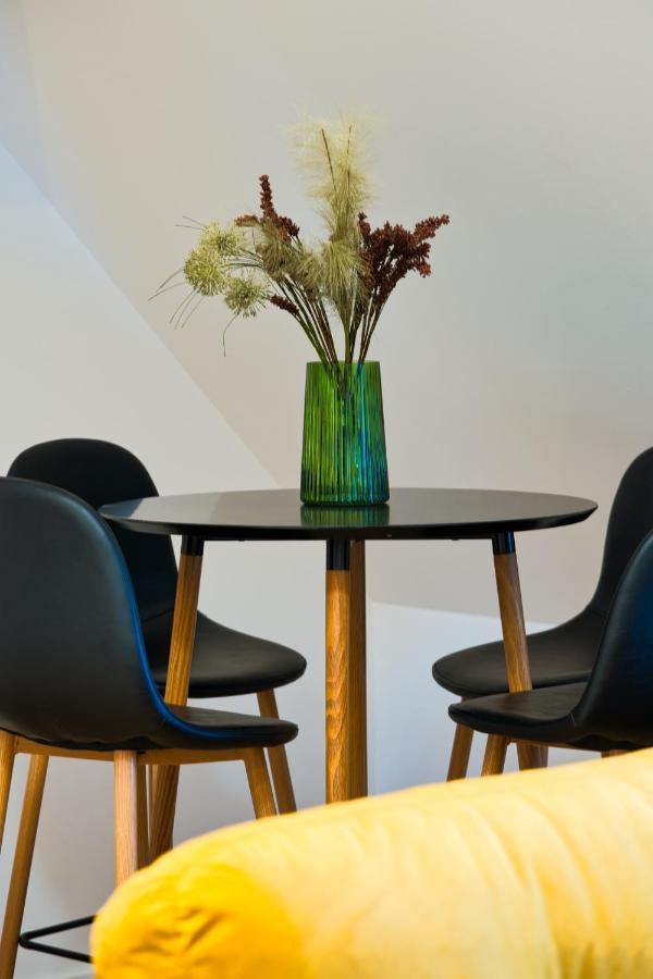 Cosy Studio In The City Center With Air Conditioneer! Klaipeda Bagian luar foto