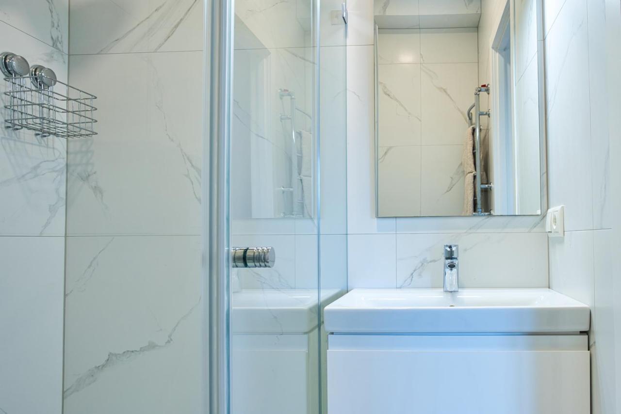 Cosy Studio In The City Center With Air Conditioneer! Klaipeda Bagian luar foto